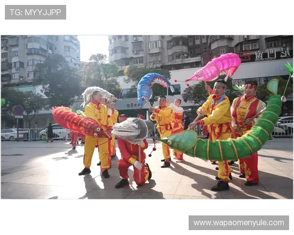 十六铺娱乐场特色文化活动：展现广州本地文化魅力的精彩演出与展览